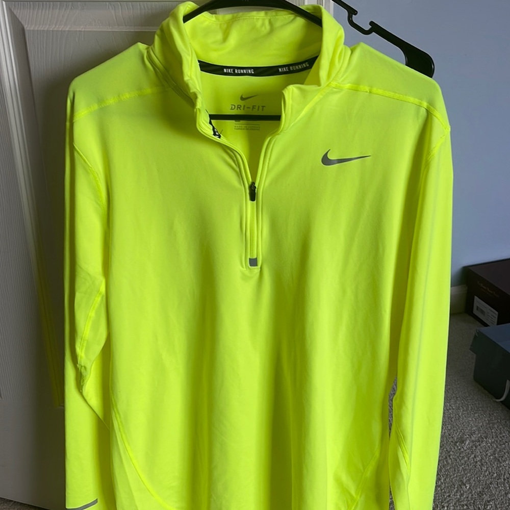 Mens Nike Dri-Fit fluorescent yellow 1/4 zip Med